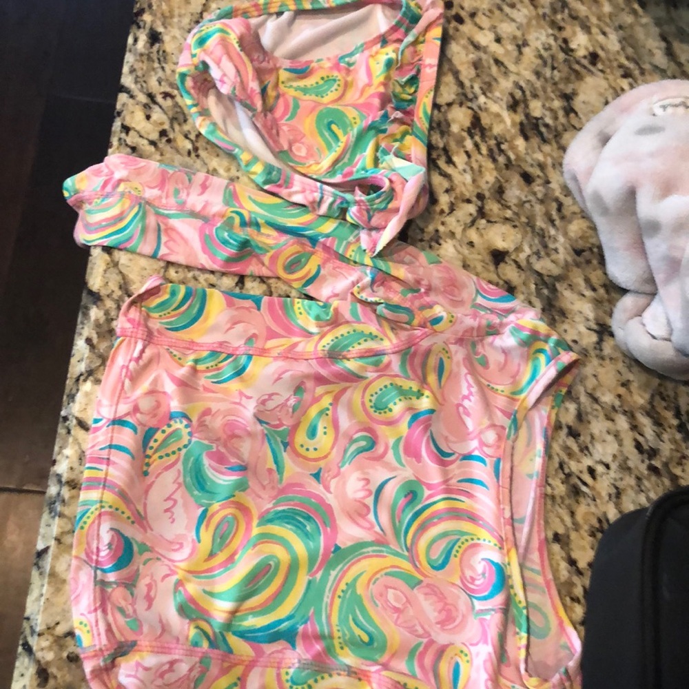 Bathing suit